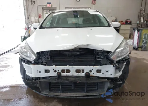 2018 Ford Focus Se z USA, uszkodzony, nr VIN 1FADP3K22JL237026